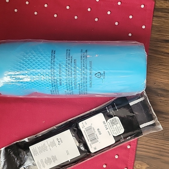 Nike Aqua Blue Water Bottle White Swoosh And Black Under Armour Unisex Headband - Picture 2 of 2